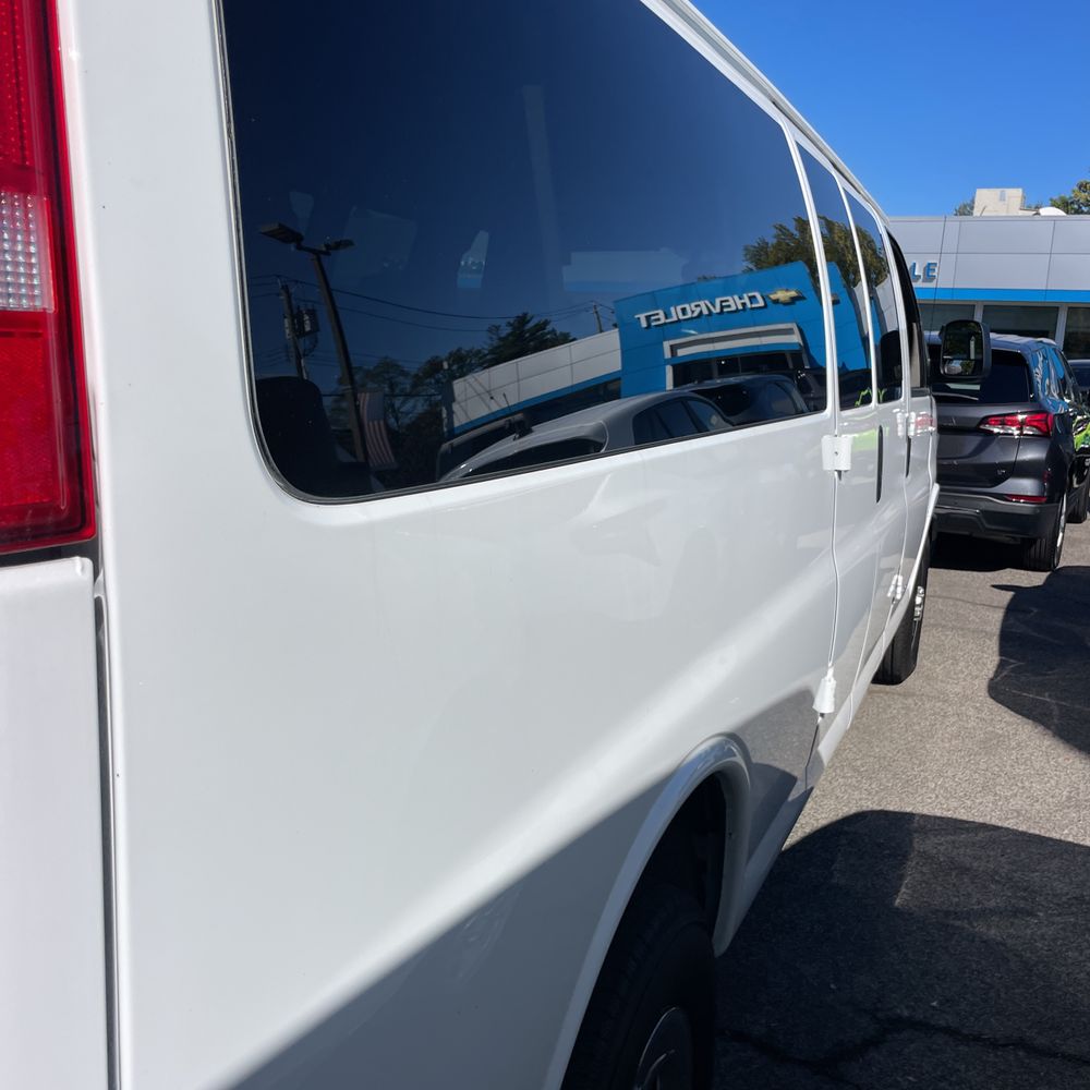 2024 Chevrolet Express LS 3500