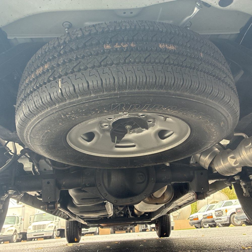 2025 Chevrolet Express LS 3500