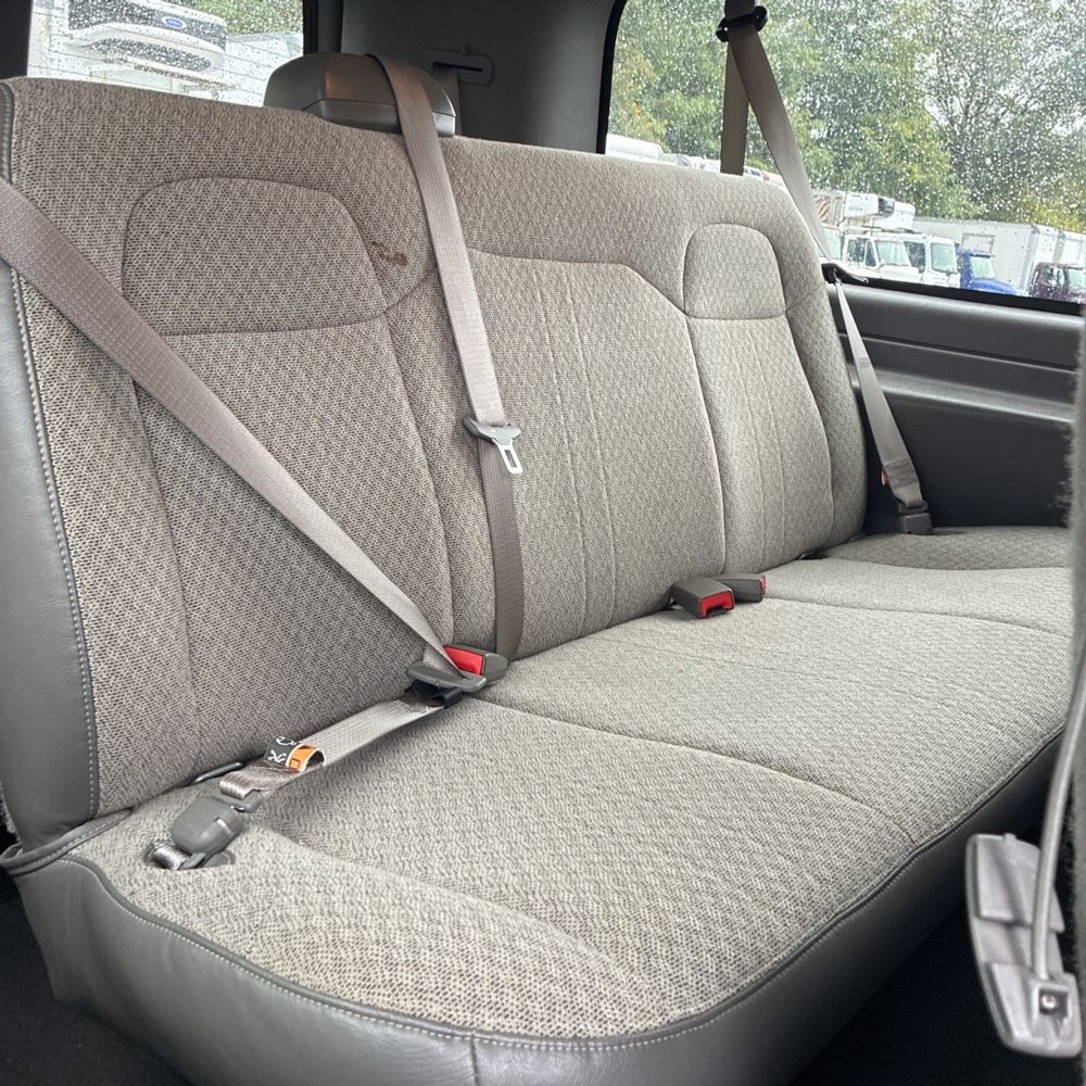 2025 Chevrolet Express LS 3500
