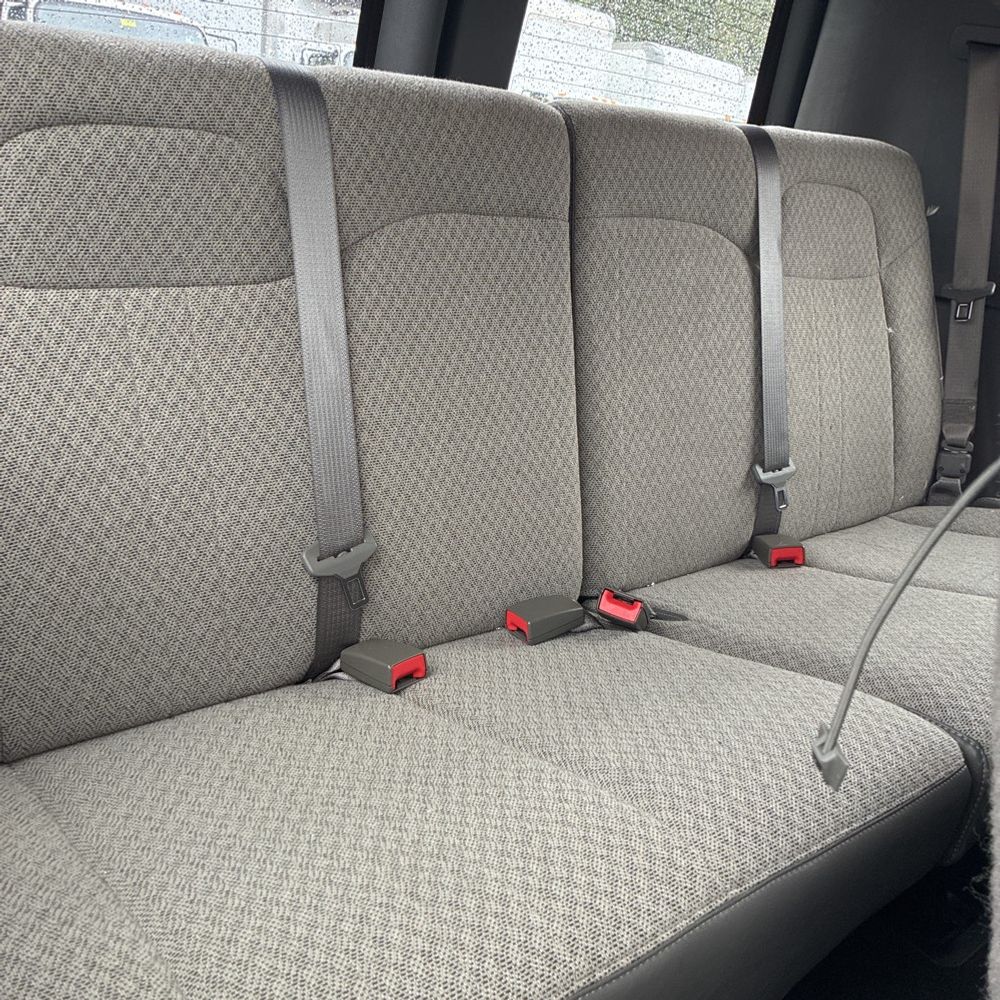2025 Chevrolet Express LS 3500