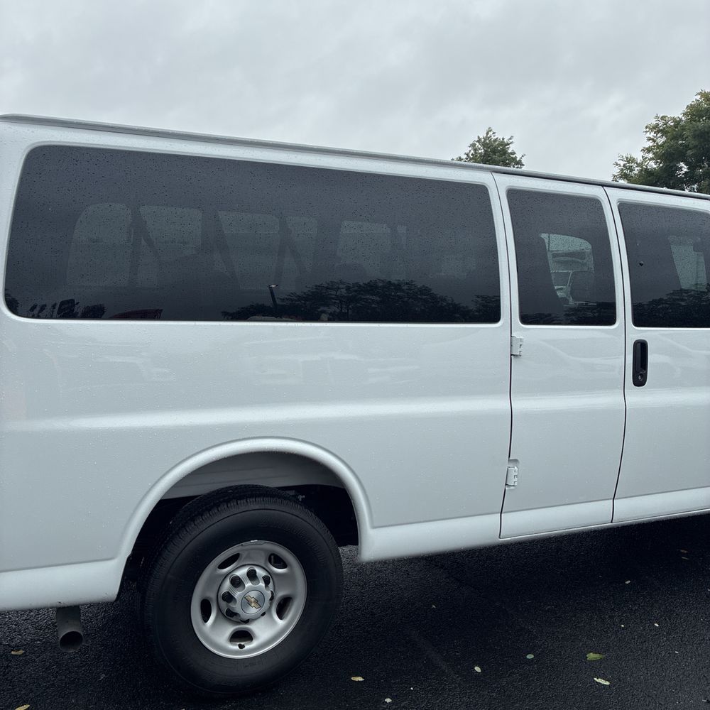 2025 Chevrolet Express LS 3500