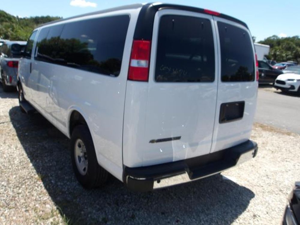 2025 Chevrolet Express Passenger LT
