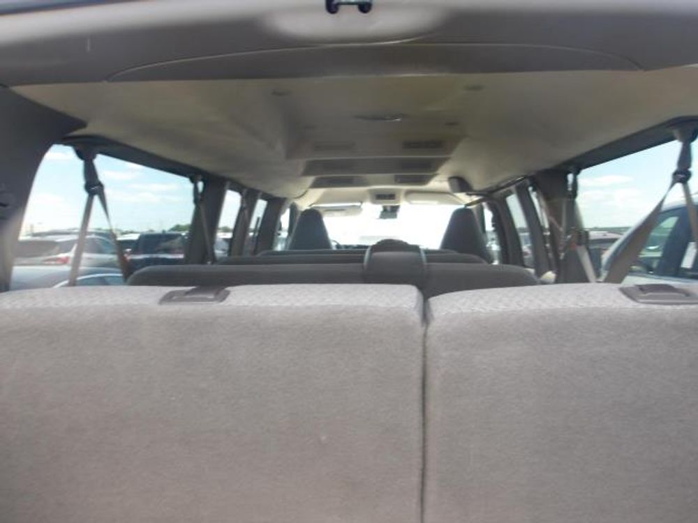 2025 Chevrolet Express Passenger LT