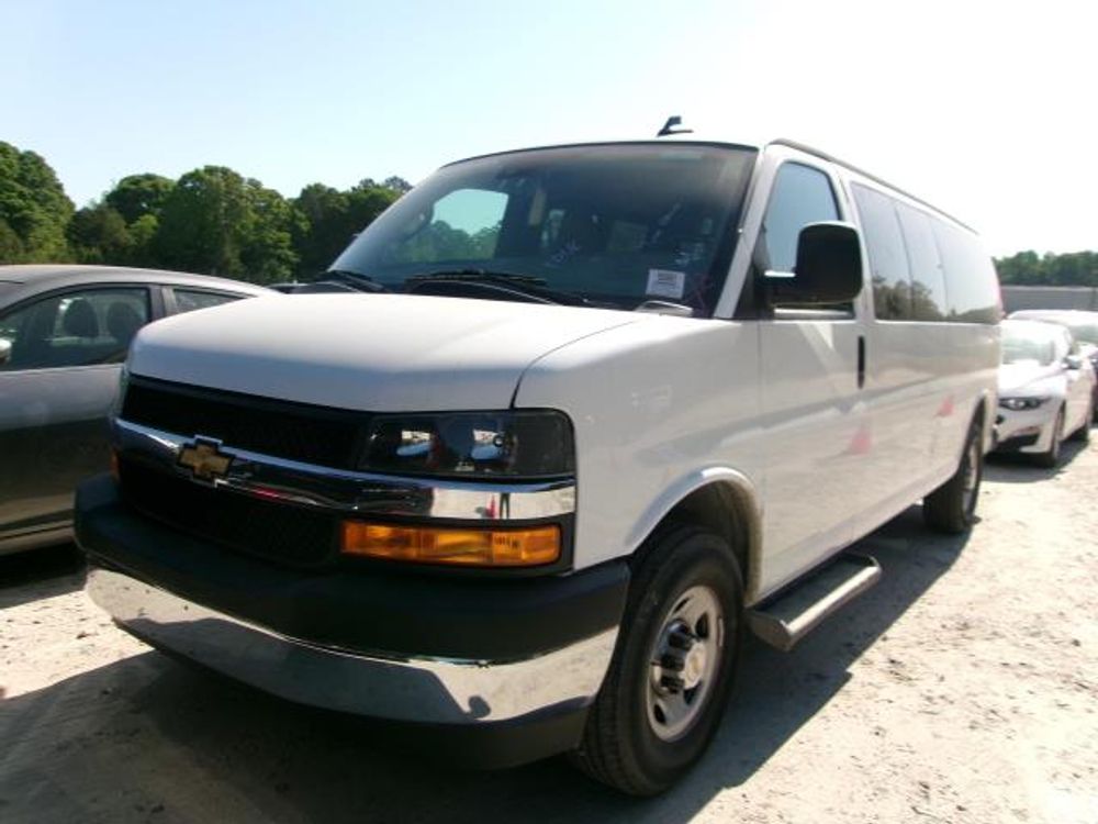 2025 Chevrolet Express Passenger LT