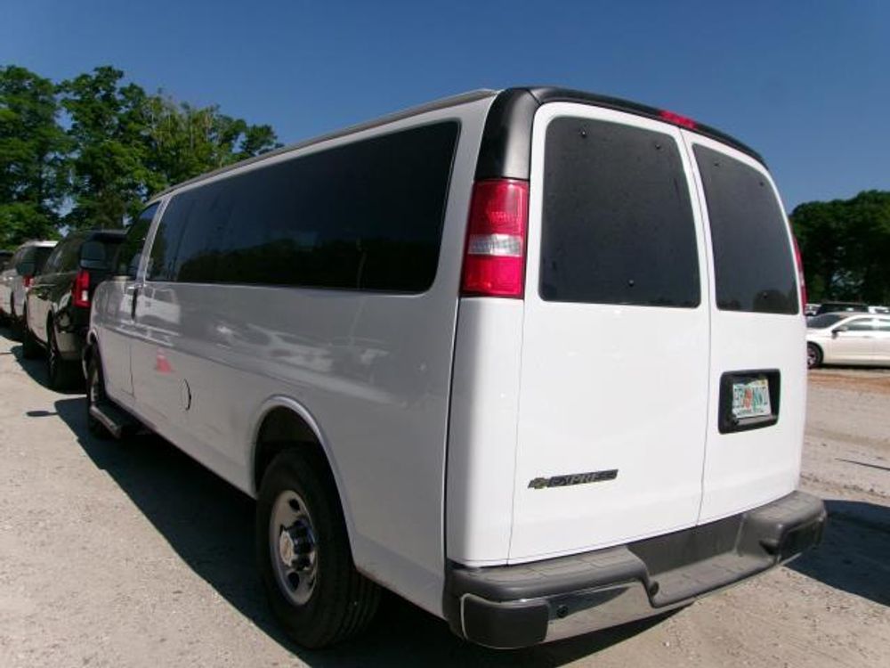 2025 Chevrolet Express Passenger LT