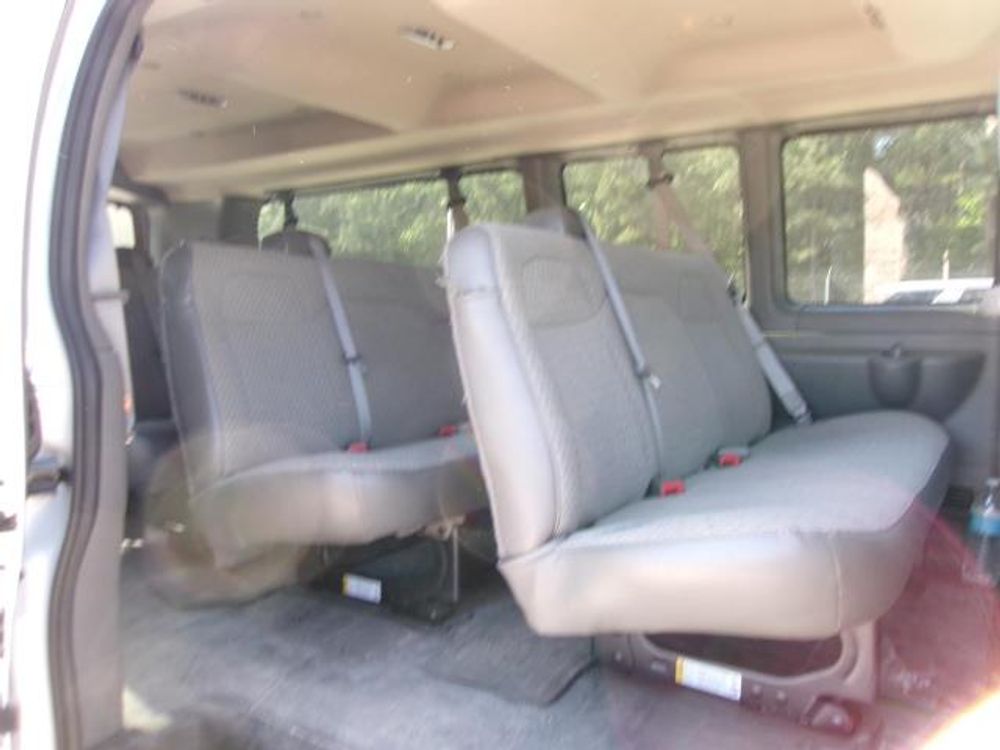 2025 Chevrolet Express Passenger LT