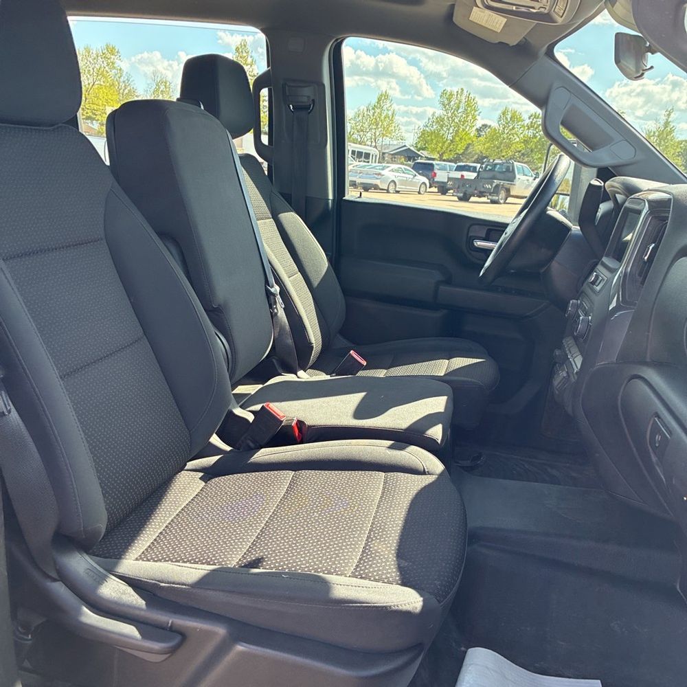 2025 Chevrolet Silverado 3500HD CC Work Truck