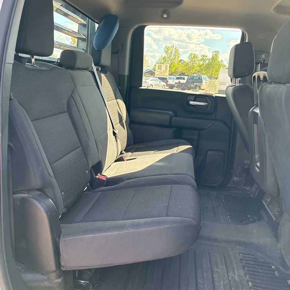 2025 Chevrolet Silverado 3500HD CC Work Truck