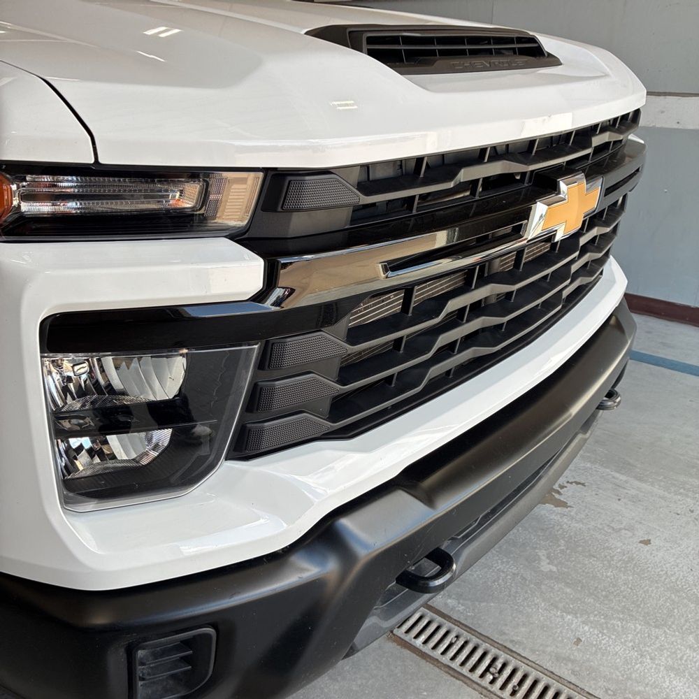 2025 Chevrolet Silverado 3500HD CC Work Truck