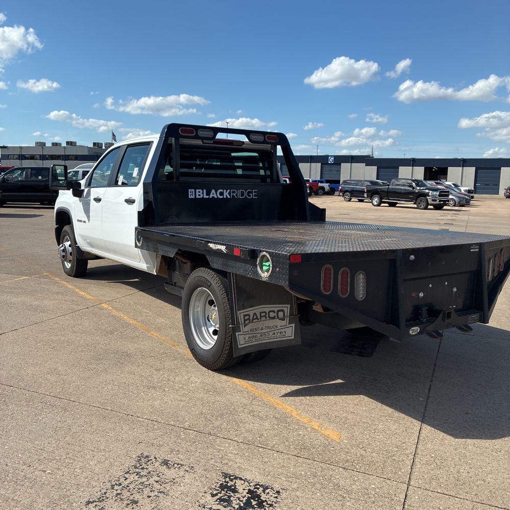 2025 Chevrolet Silverado 3500HD CC Work Truck