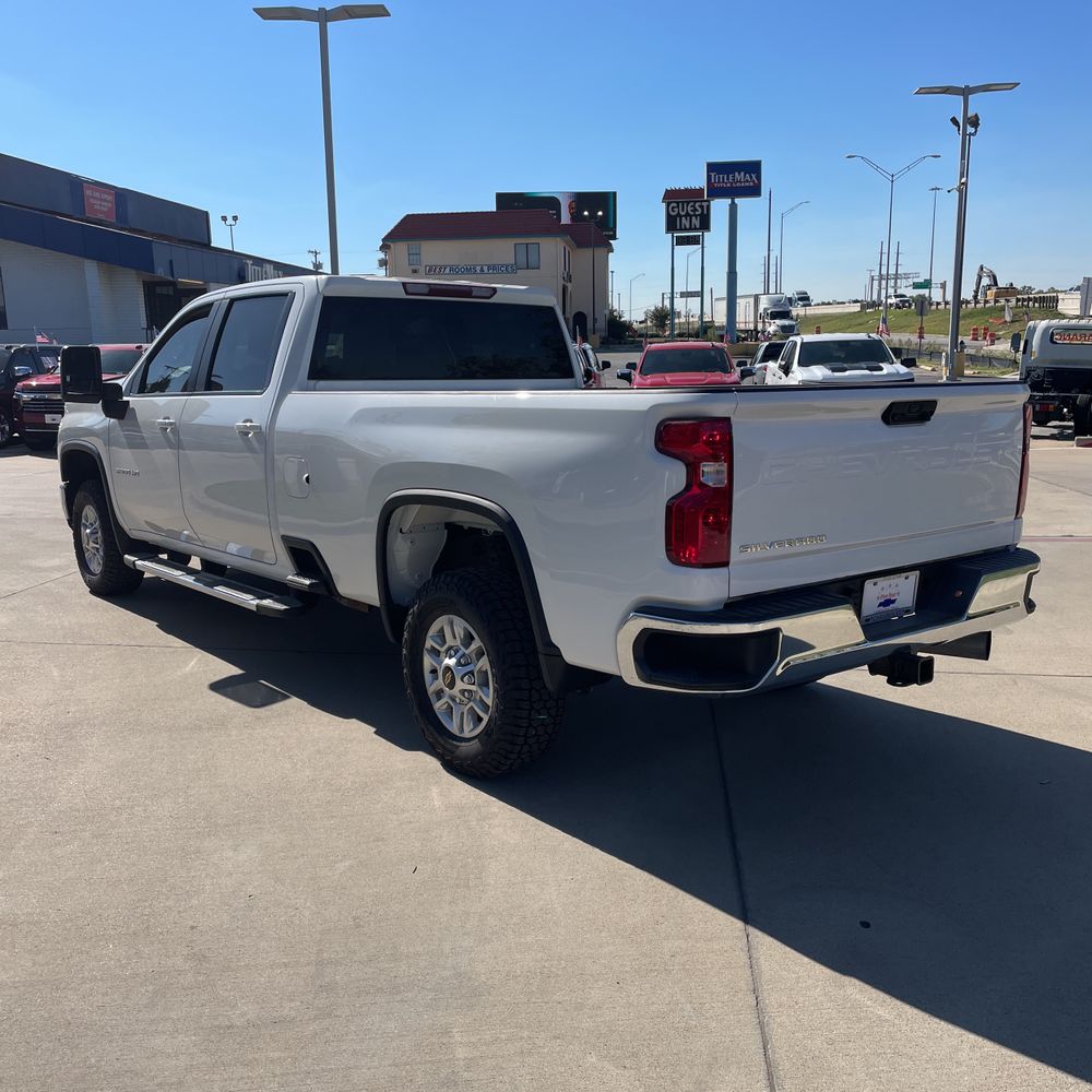 2024 Chevrolet Silverado 2500HD LT