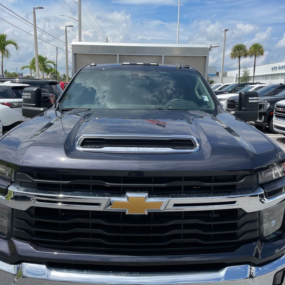 2024 Chevrolet Silverado 3500HD CC LT