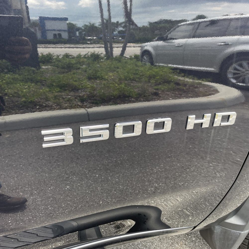 2024 Chevrolet Silverado 3500HD CC LT