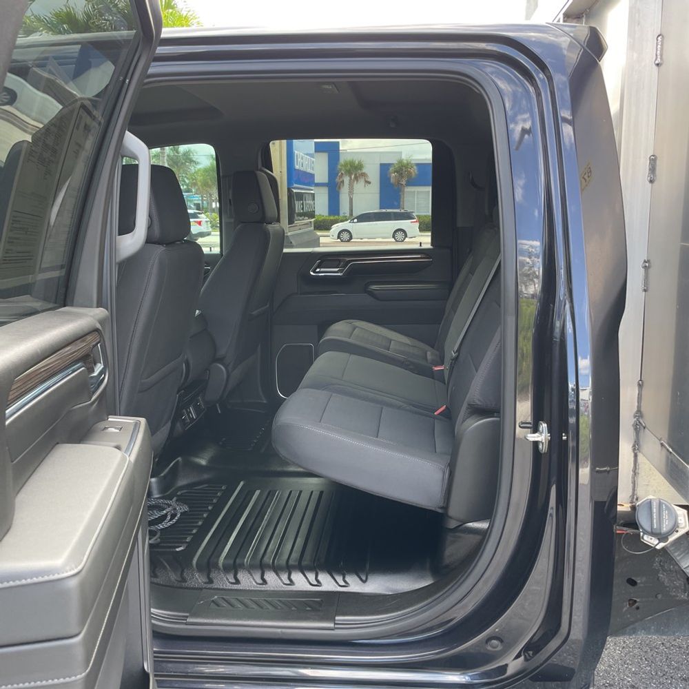 2024 Chevrolet Silverado 3500HD CC LT