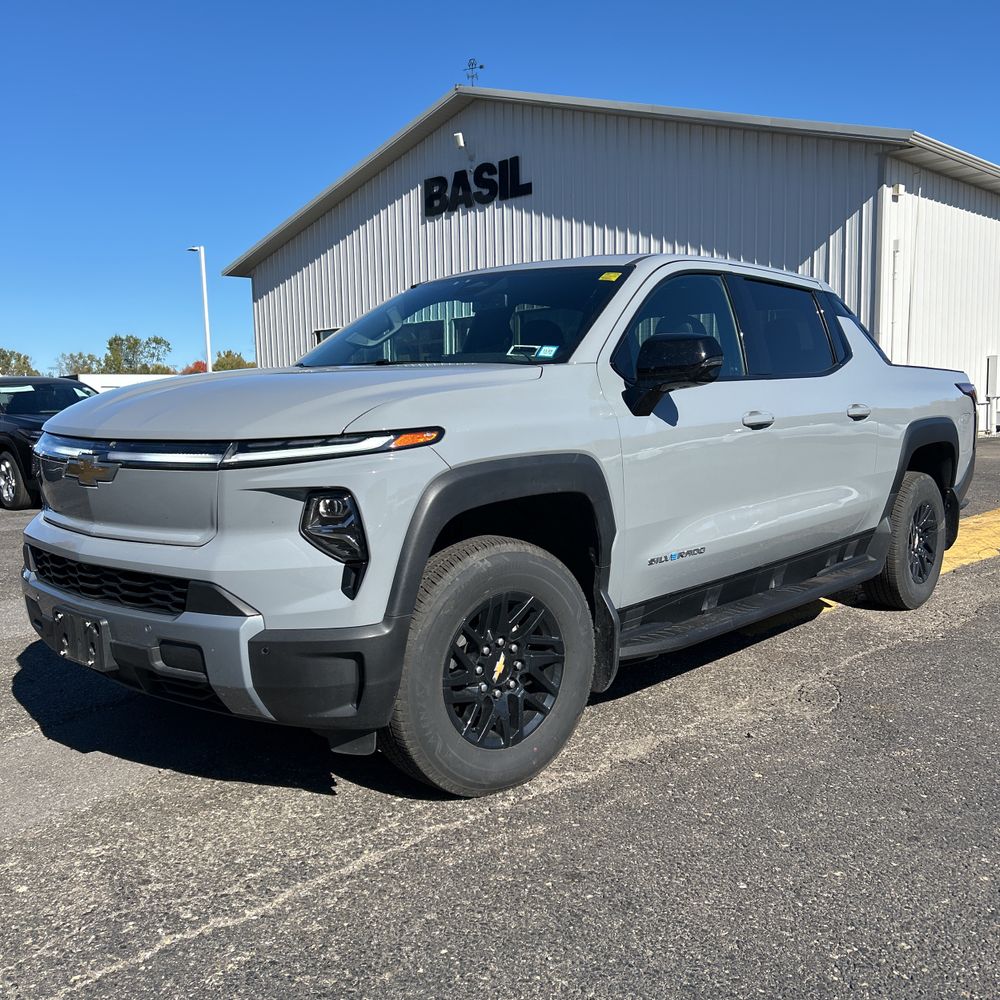 2025 Chevrolet Silverado EV LT