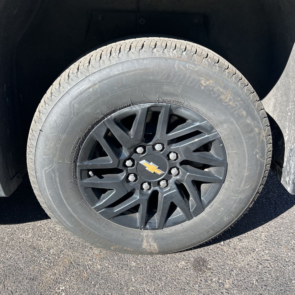 2025 Chevrolet Silverado EV LT
