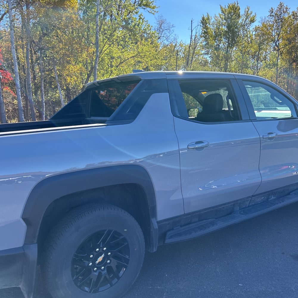 2025 Chevrolet Silverado EV LT