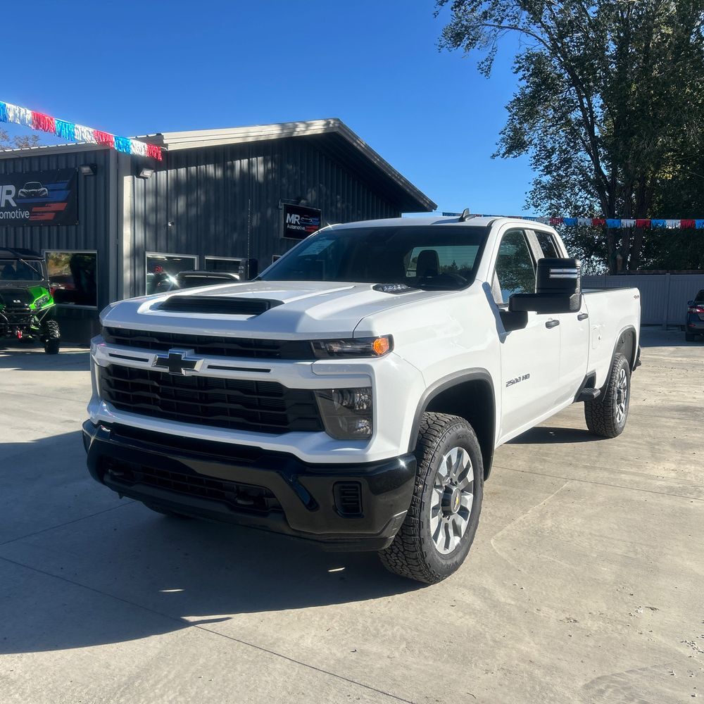 2024 Chevrolet Silverado 2500HD Custom