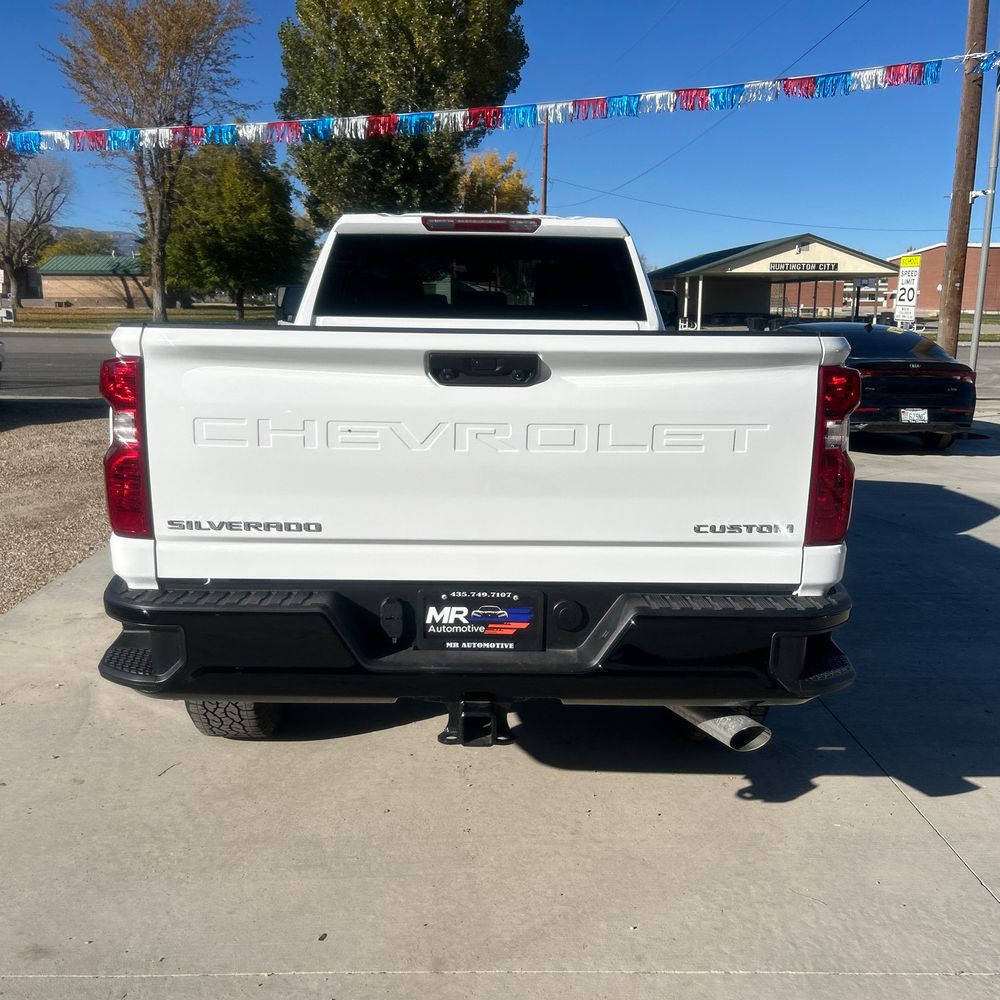 2024 Chevrolet Silverado 2500HD Custom