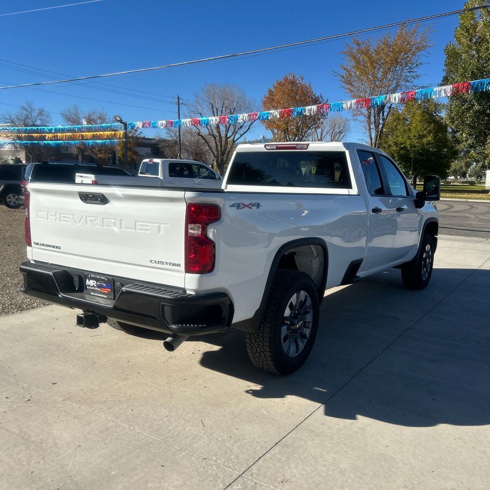 2024 Chevrolet Silverado 2500HD Custom