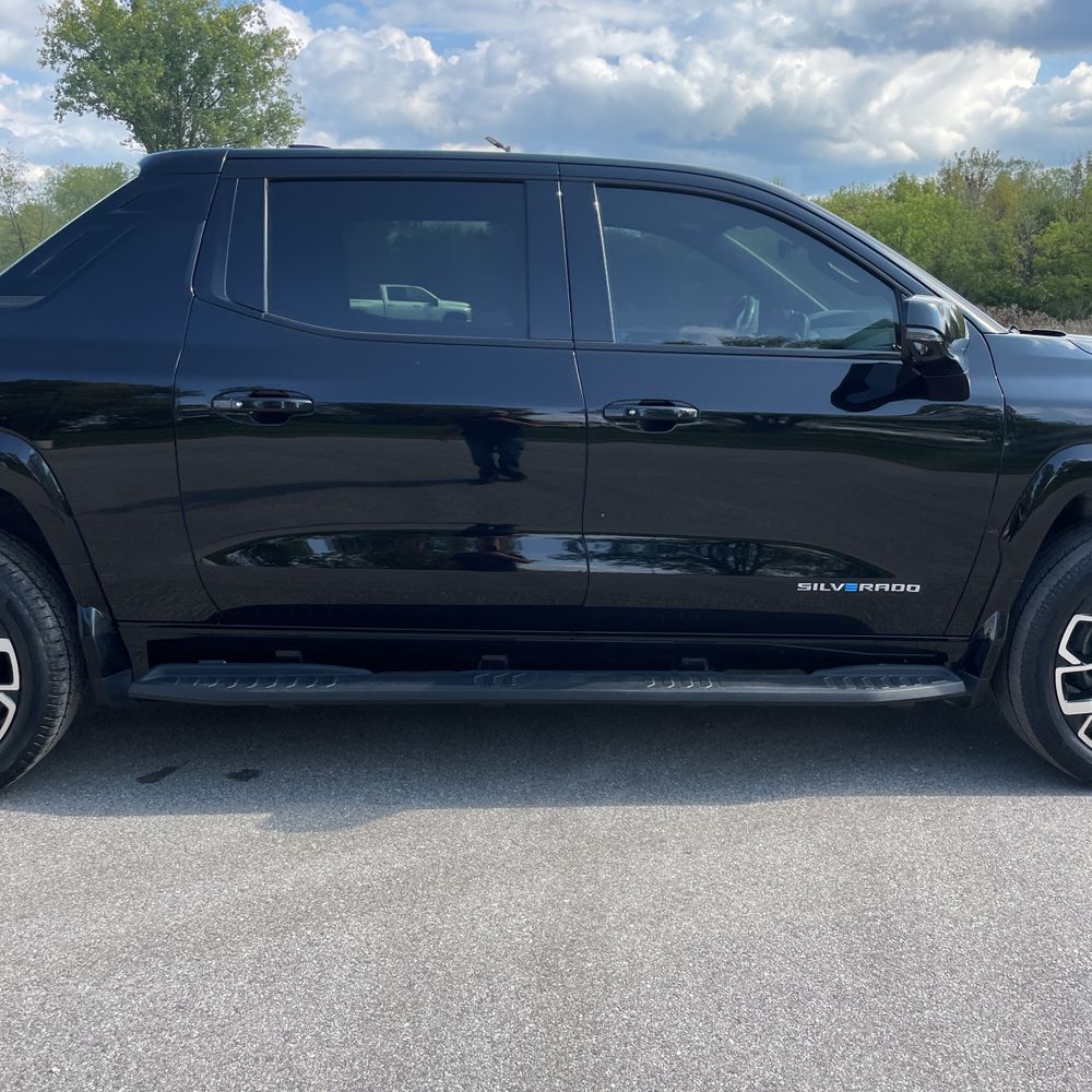 2024 Chevrolet Silverado EV RST