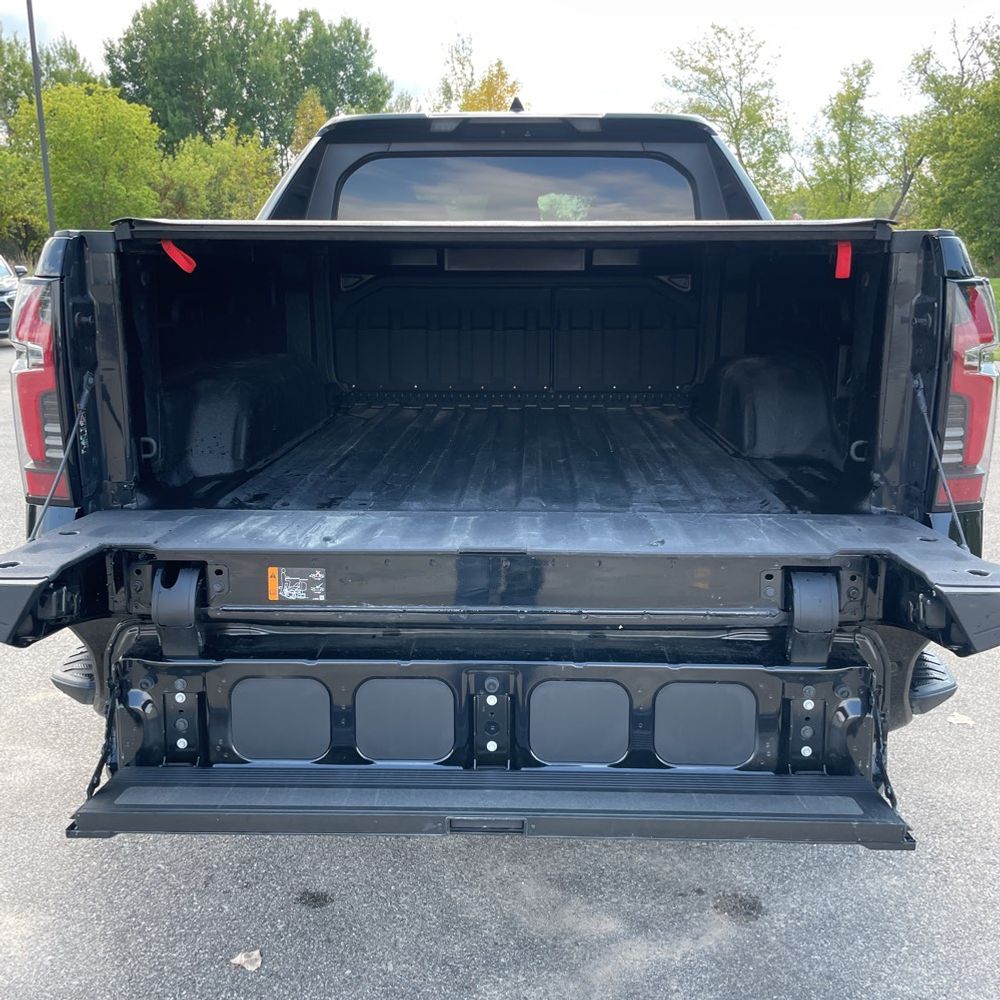 2024 Chevrolet Silverado EV RST