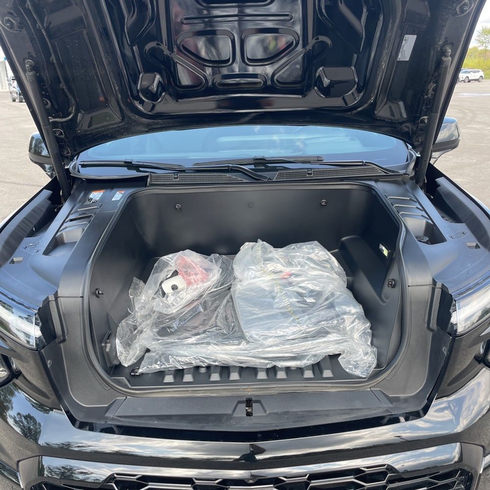 2024 Chevrolet Silverado EV RST