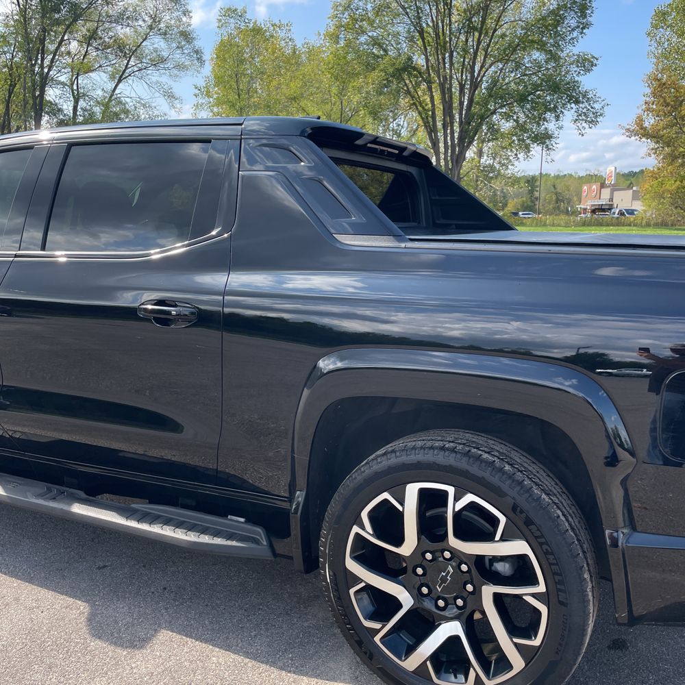 2024 Chevrolet Silverado EV RST