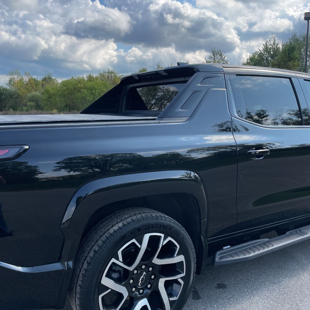 2024 Chevrolet Silverado EV RST