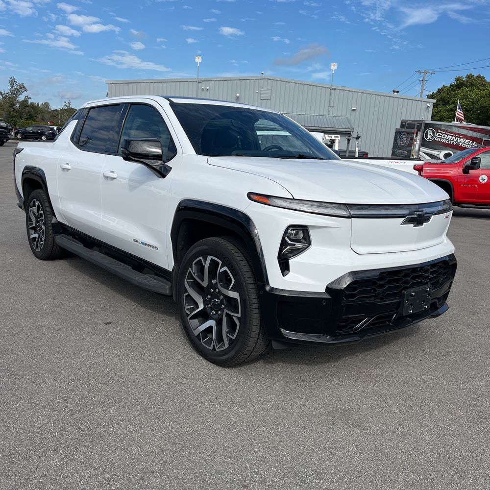 2024 Chevrolet Silverado EV RST