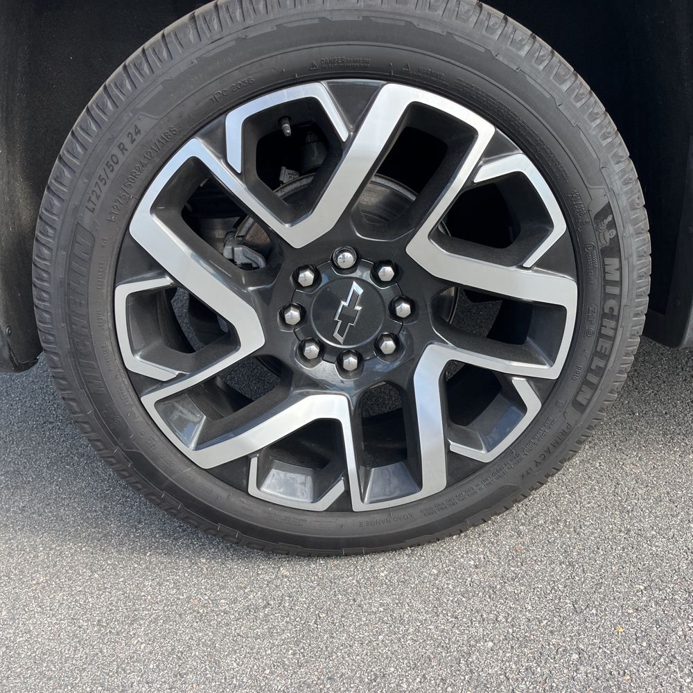 2024 Chevrolet Silverado EV RST
