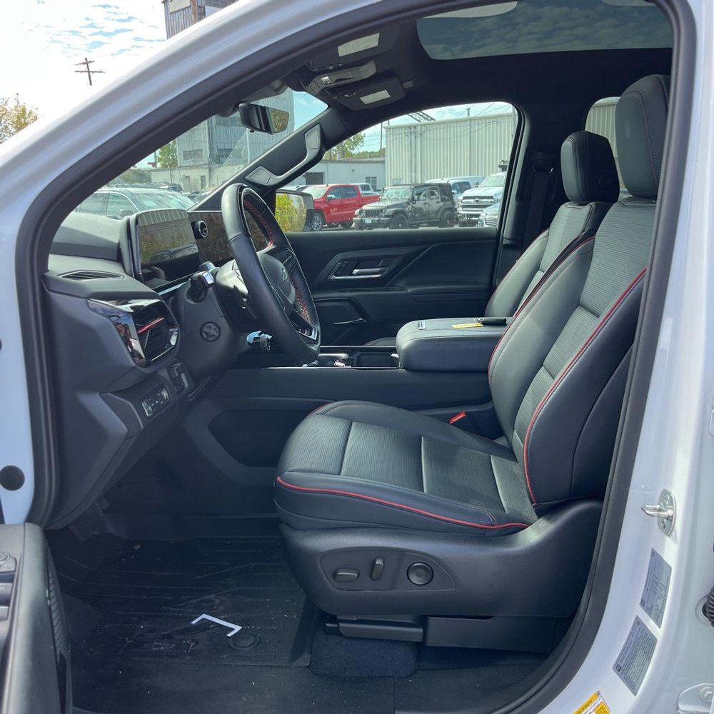 2024 Chevrolet Silverado EV RST