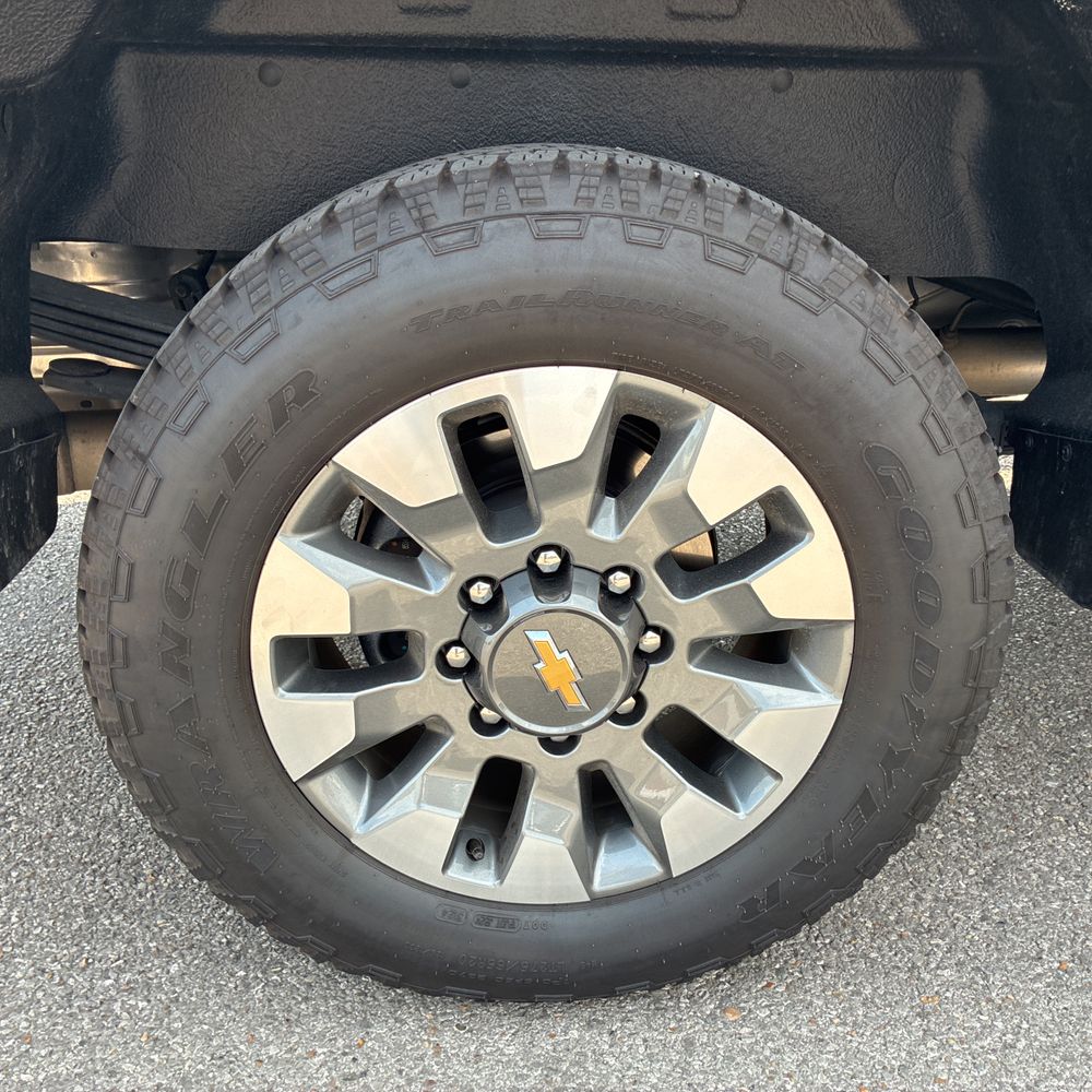 2025 Chevrolet Silverado 2500HD LT