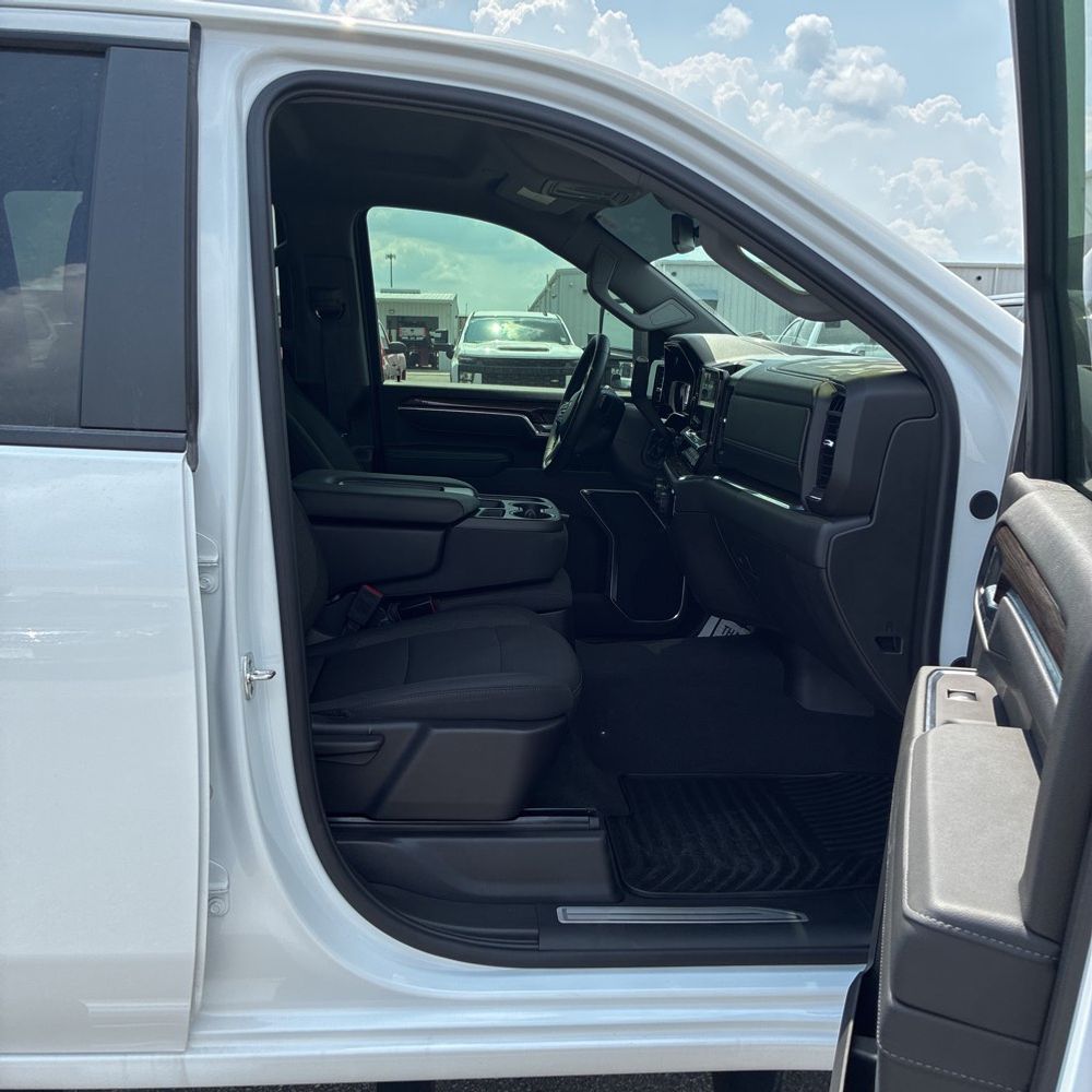 2025 Chevrolet Silverado 2500HD LT