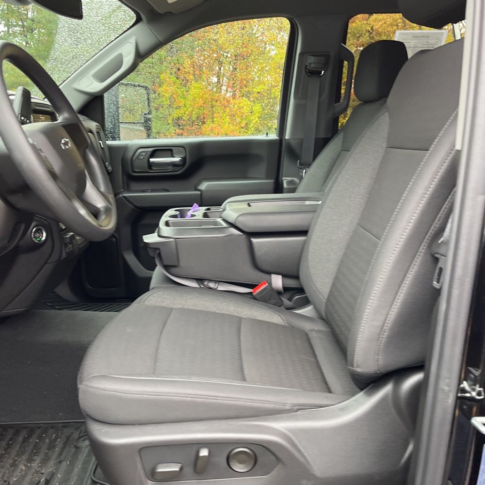 2025 Chevrolet Silverado 2500HD Custom