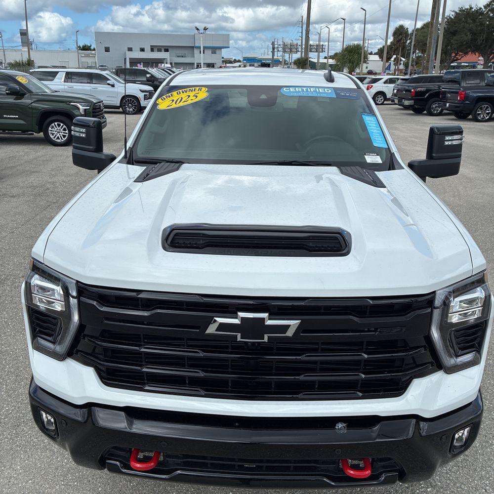 2025 Chevrolet Silverado 2500HD LT