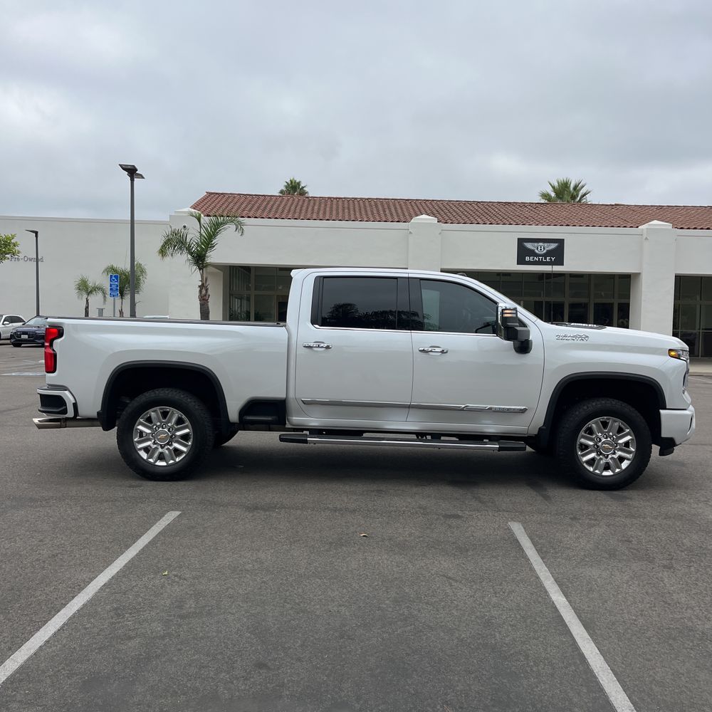 2025 Chevrolet Silverado 2500HD High Country