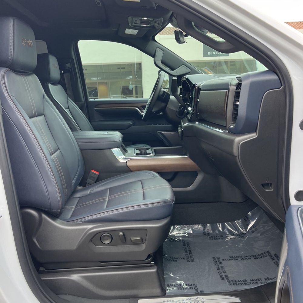 2025 Chevrolet Silverado 2500HD High Country