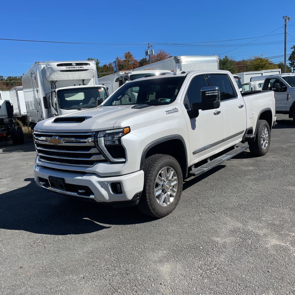 2025 Chevrolet Silverado 3500HD High Country