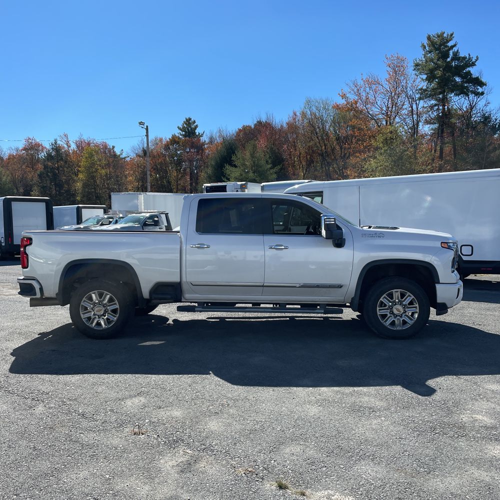 2025 Chevrolet Silverado 3500HD High Country