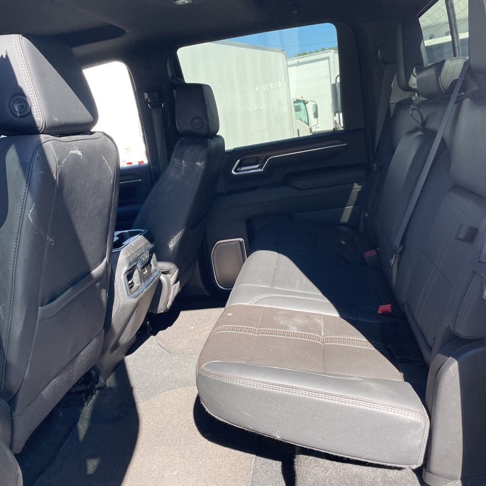 2025 Chevrolet Silverado 3500HD High Country