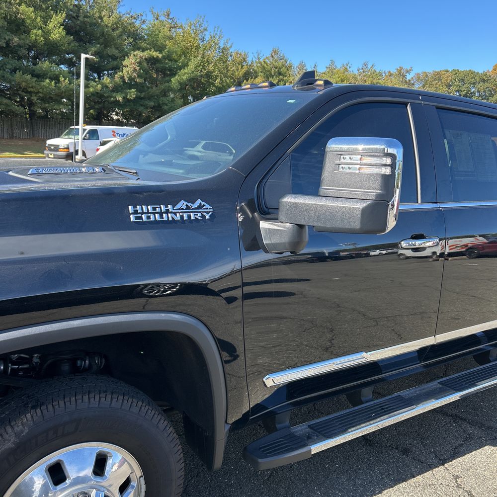 2025 Chevrolet Silverado 3500HD High Country