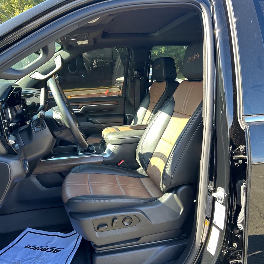 2025 Chevrolet Silverado 3500HD High Country