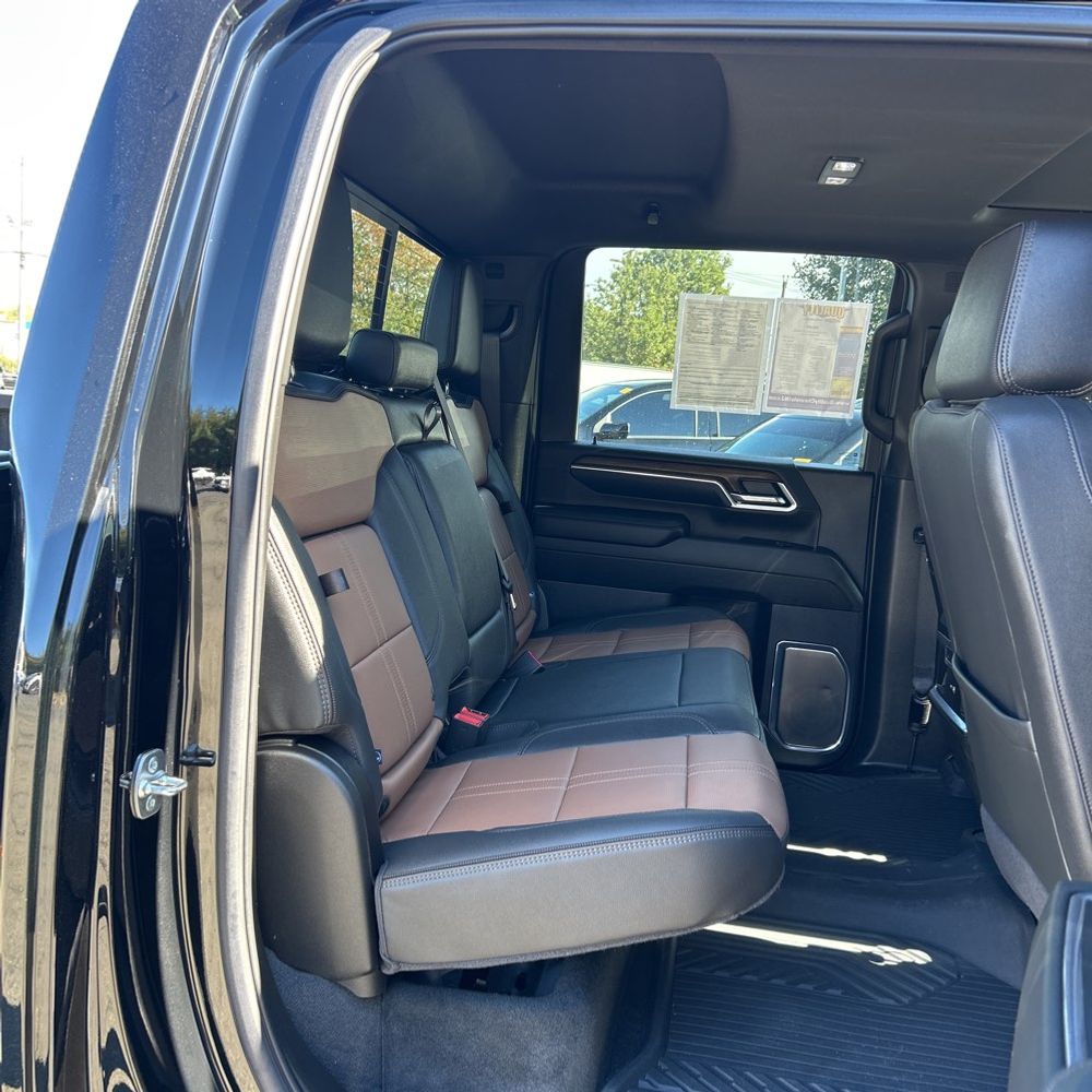 2025 Chevrolet Silverado 3500HD High Country
