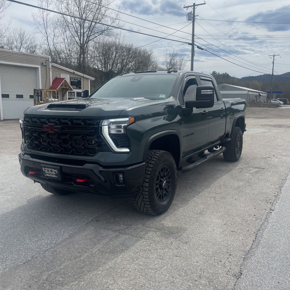 2026 Chevrolet Silverado 2500HD ZR2