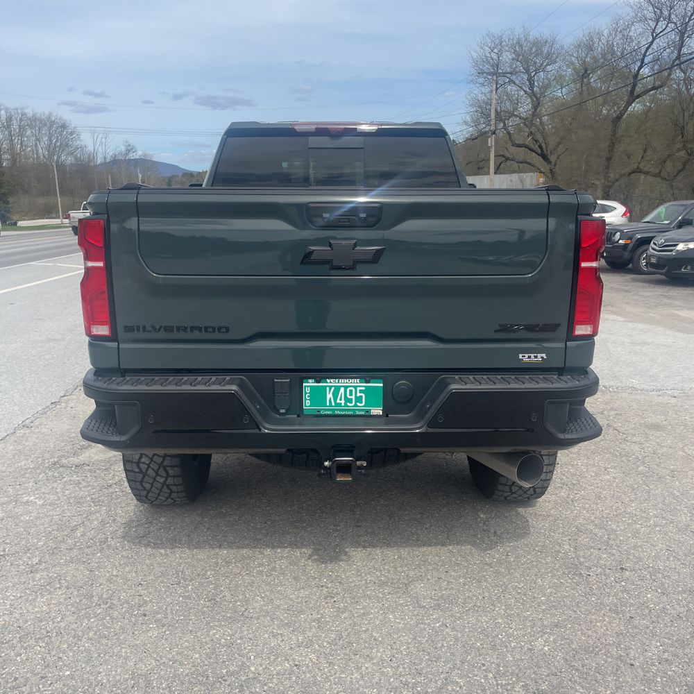 2026 Chevrolet Silverado 2500HD ZR2