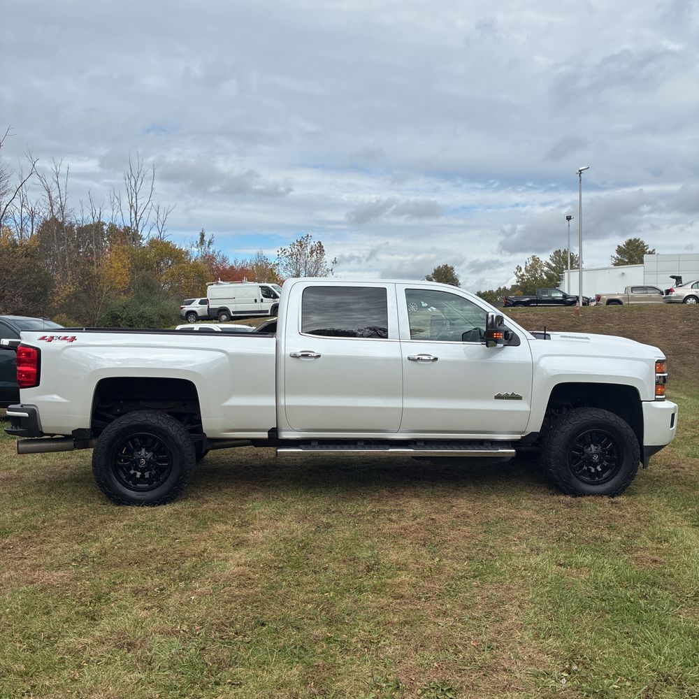 2019 Chevrolet Silverado 3500HD High Country