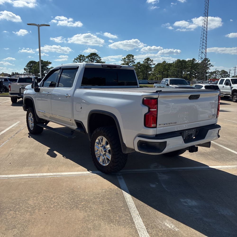 2024 Chevrolet Silverado 2500HD High Country