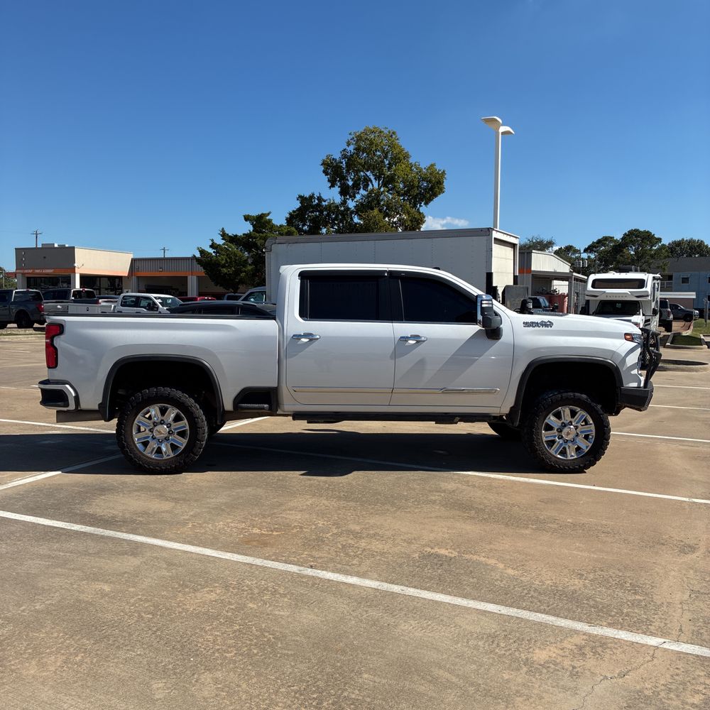 2024 Chevrolet Silverado 2500HD High Country