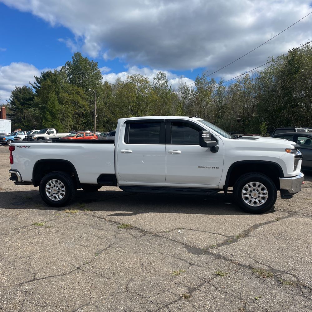 2022 Chevrolet Silverado 3500HD LT